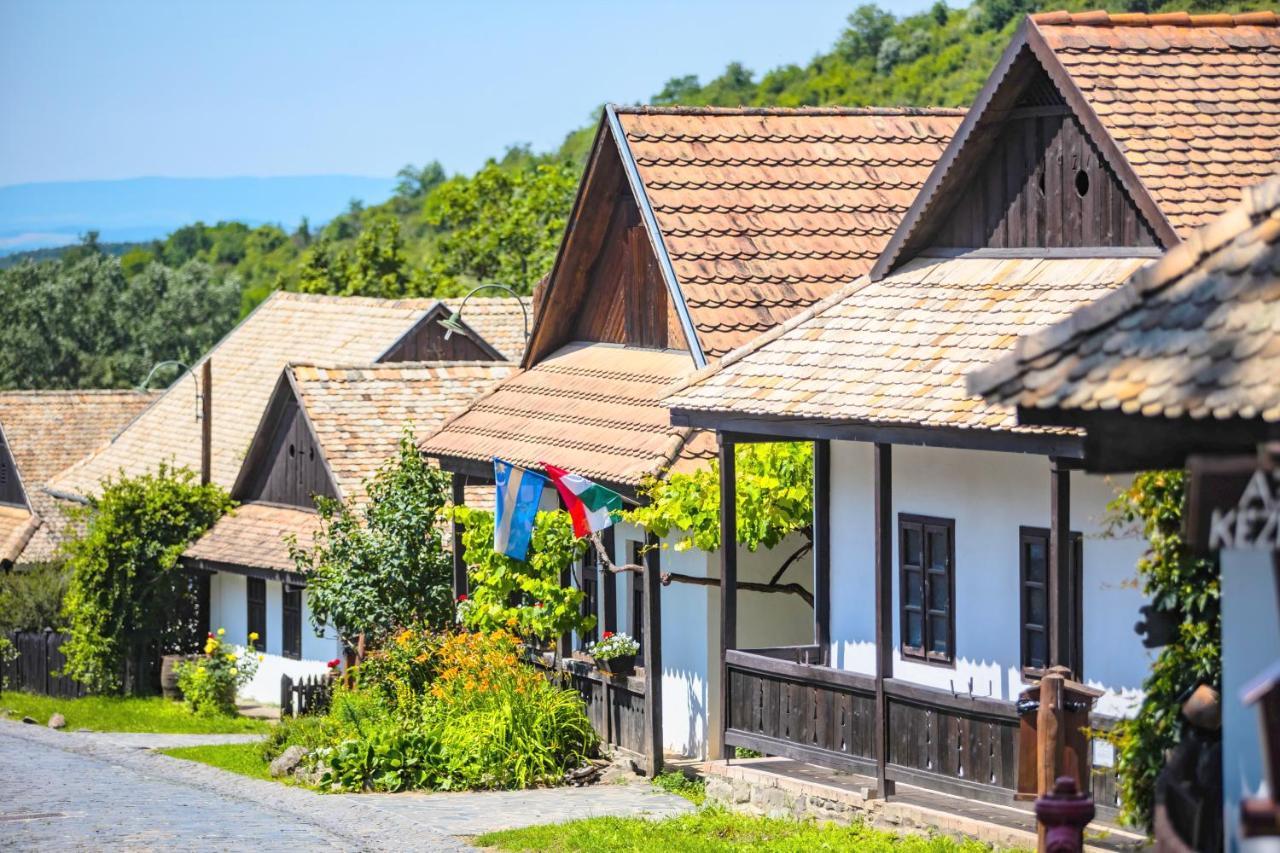 Lankás Vendégház - Hollókő Exterior foto