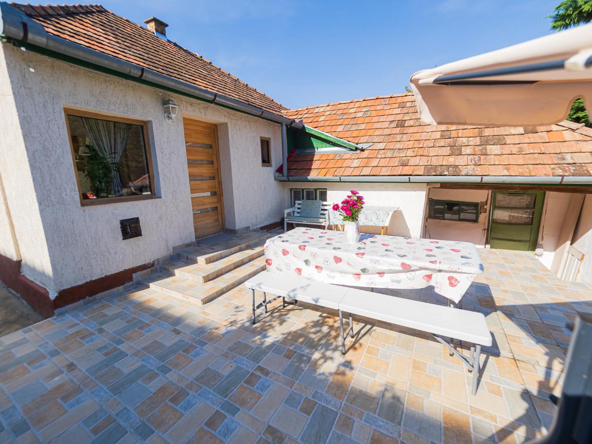 Lankás Vendégház - Hollókő Exterior foto