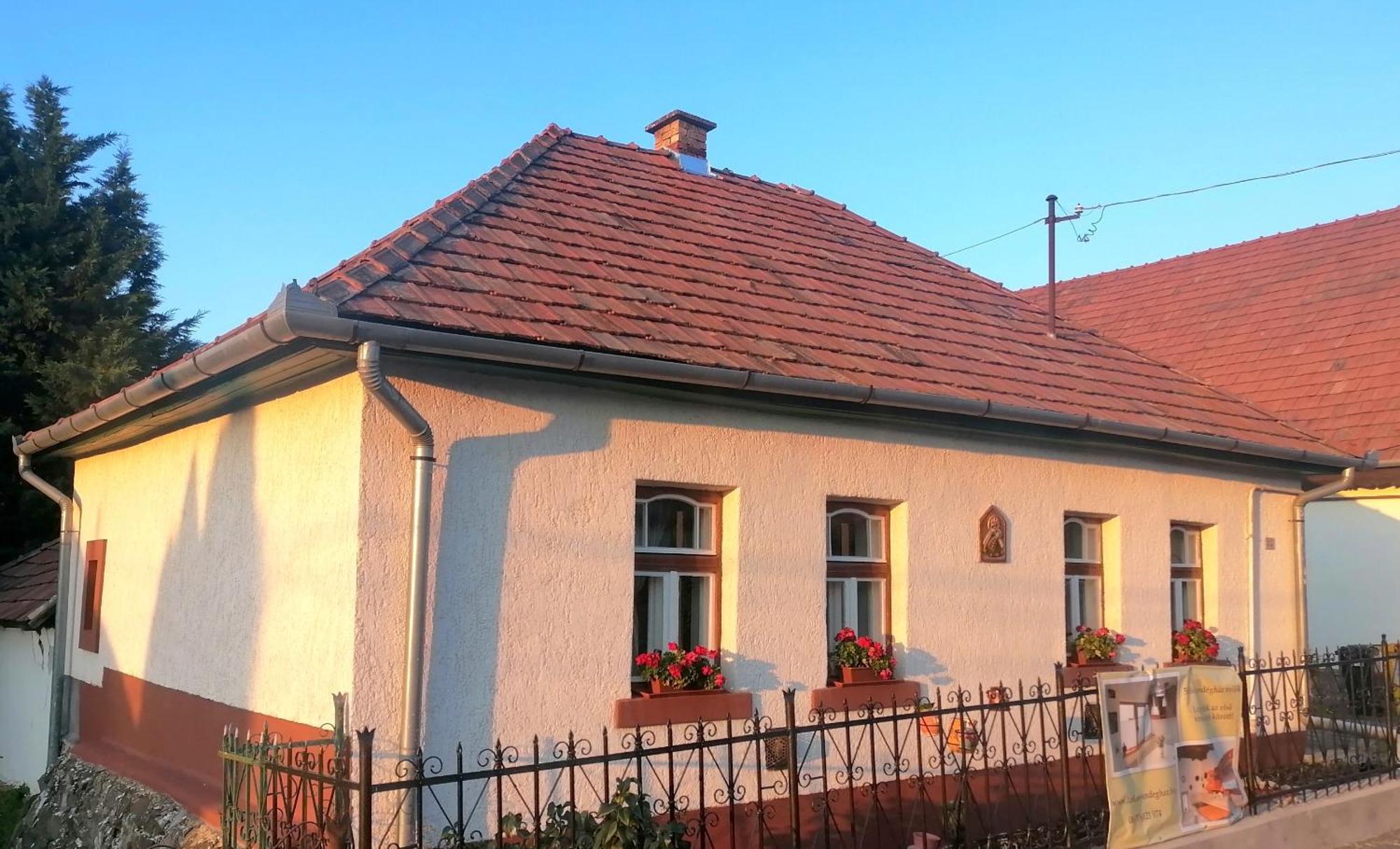 Lankás Vendégház - Hollókő Exterior foto